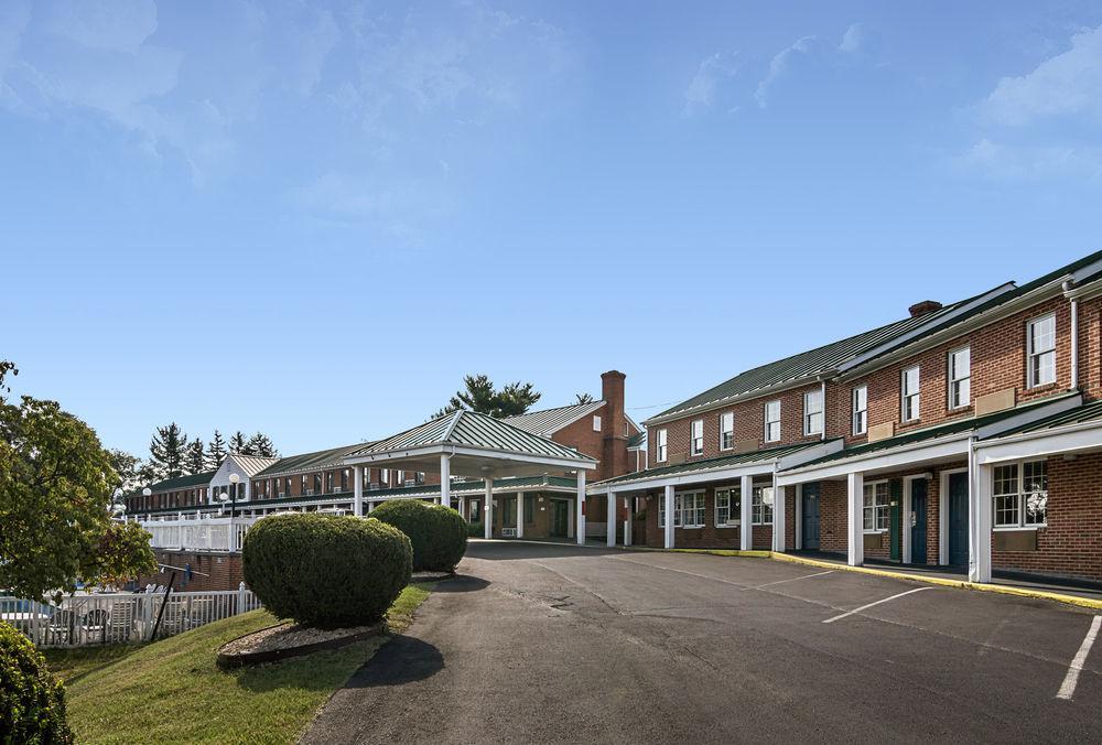 Quality Inn Waynesboro - Skyline Drive Экстерьер фото