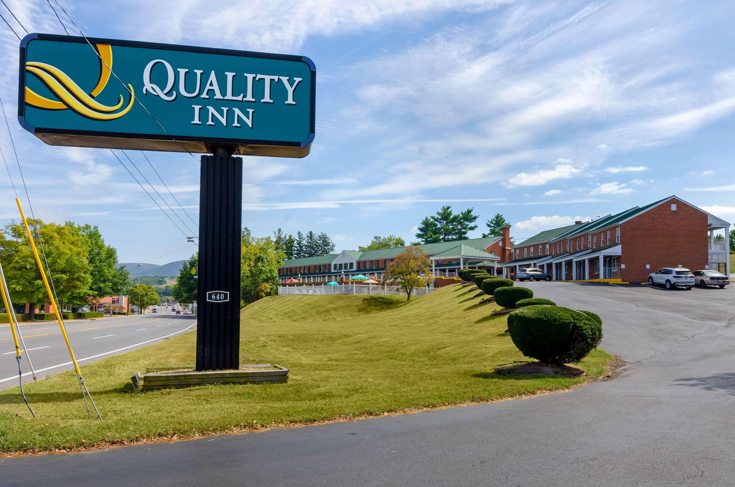 Quality Inn Waynesboro - Skyline Drive Экстерьер фото