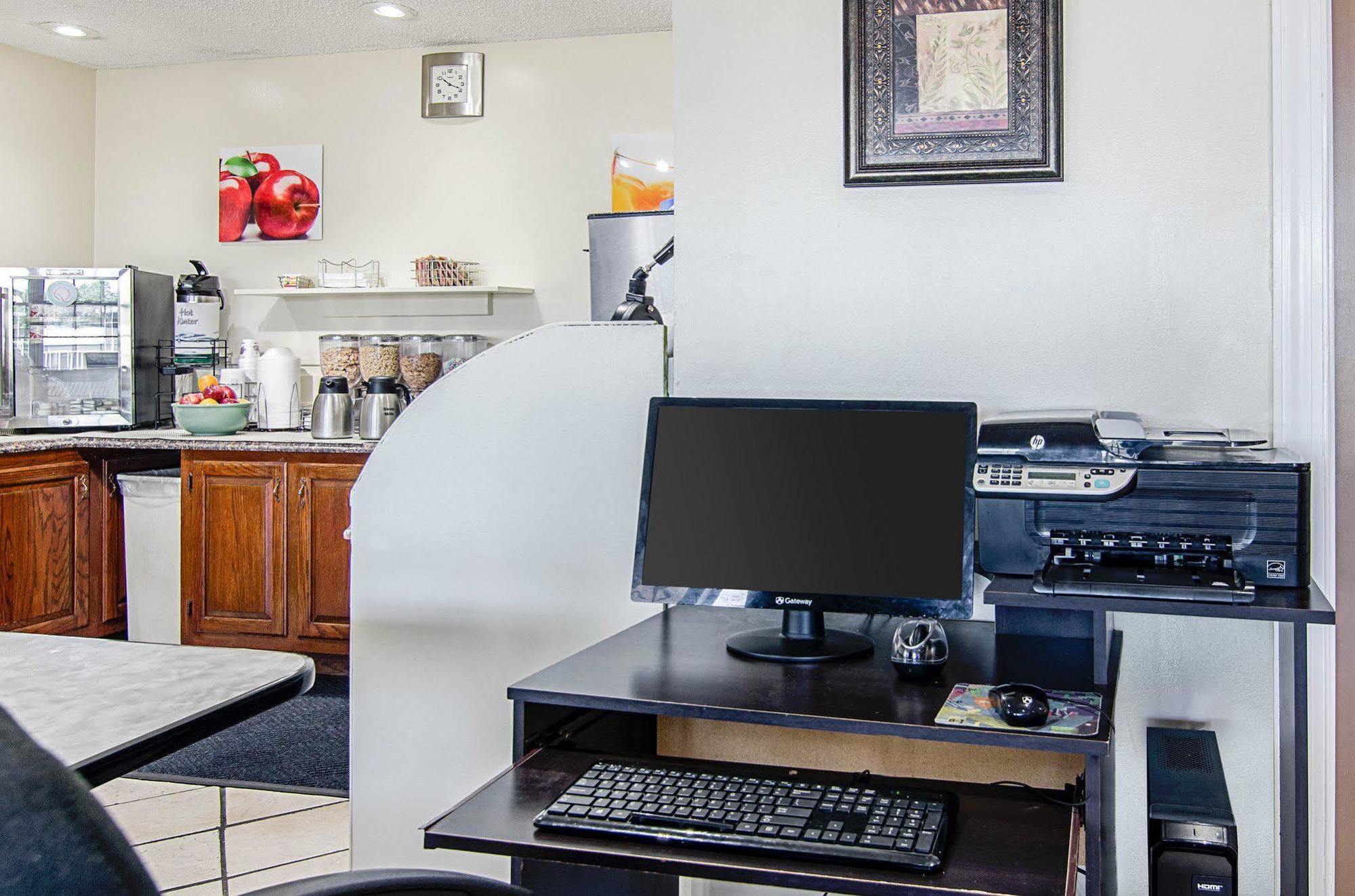 Quality Inn Waynesboro - Skyline Drive Экстерьер фото