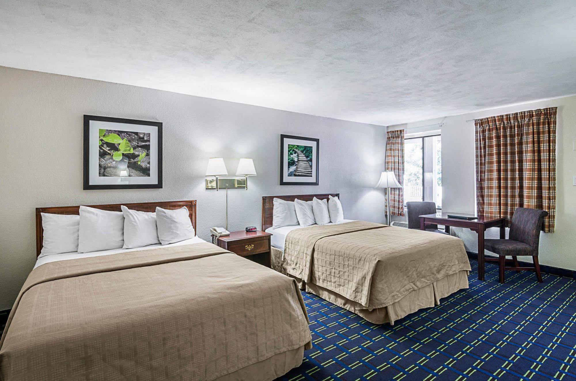 Quality Inn Waynesboro - Skyline Drive Экстерьер фото