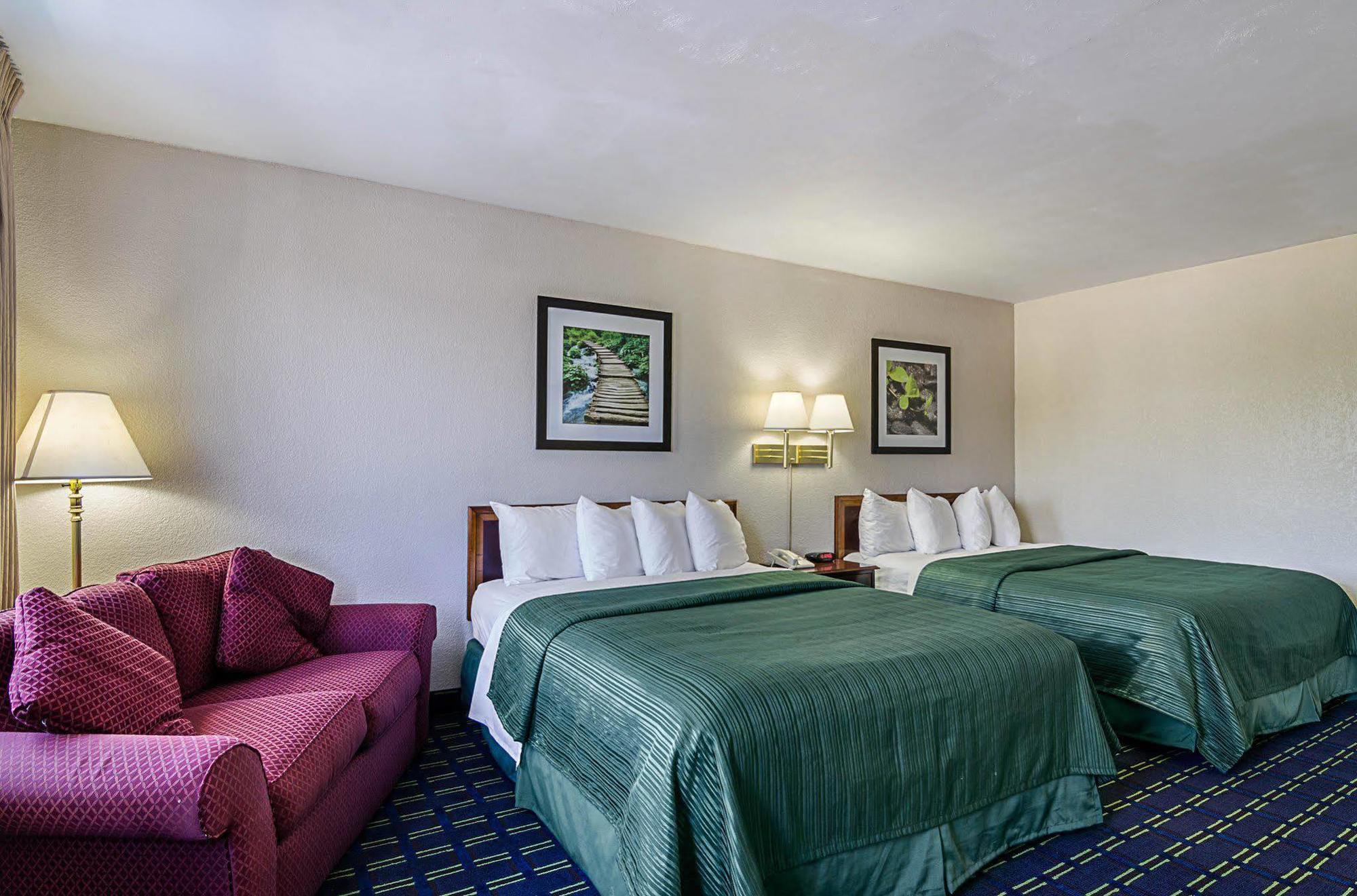 Quality Inn Waynesboro - Skyline Drive Экстерьер фото